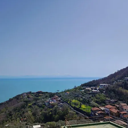 Amalfi Coast, Positano, Sorrento, Capri, Garden, Carcara Holiday home Colli di Fontanelle